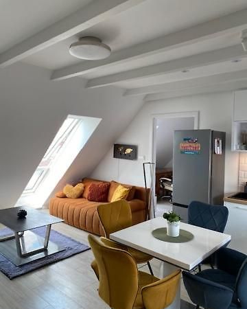R77 Apartment Downtown - Penthouse Budapešť Exteriér fotografie
